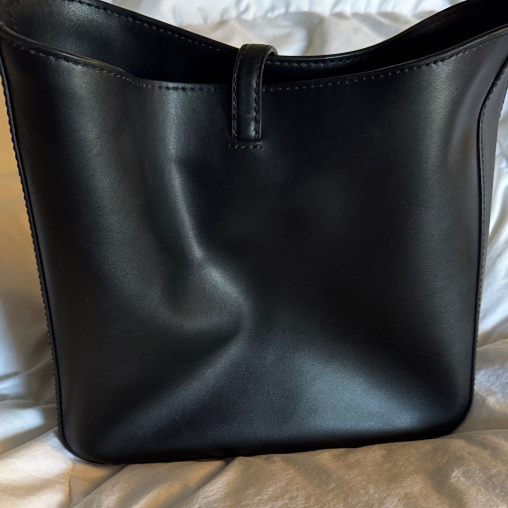 Michael Kors Black Shoulder Bag with Gold Accent - Picture 4 of 11